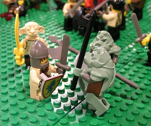 dwarf_under_attack1.jpg