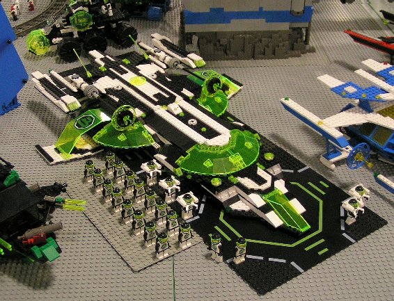 blacktron_ii_ship.jpg