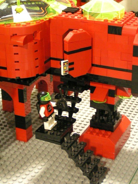 m-tron_guy_on_stairs.jpg