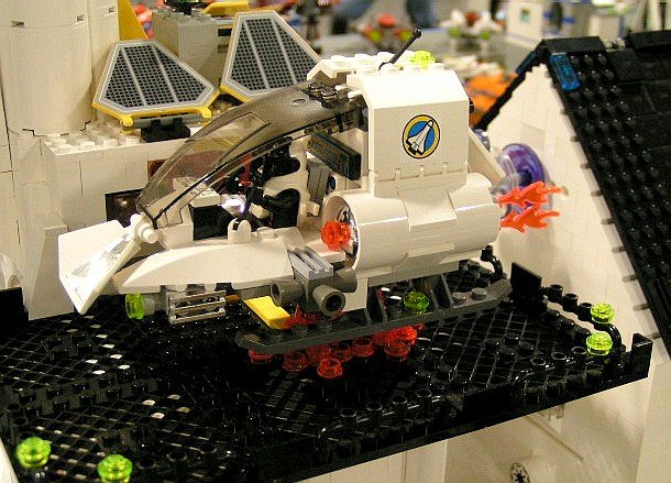 shuttle_taking_off.jpg