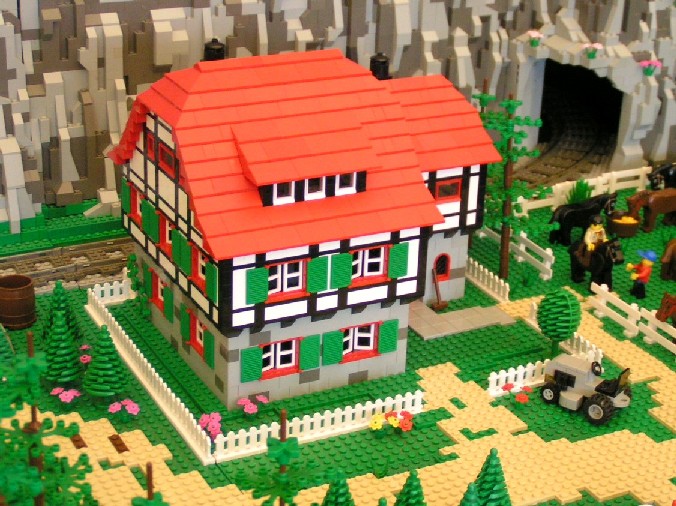 red_roof_house.jpg
