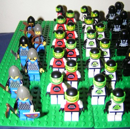 castle_m-tron_blacktron_ii.jpg