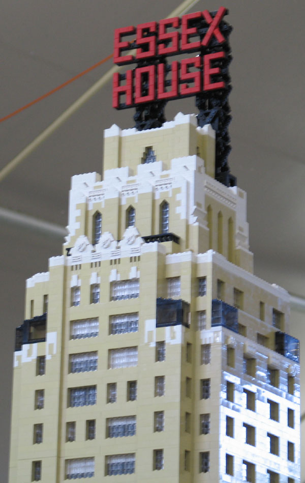 lego_jumeirah_essex_house_02.jpg