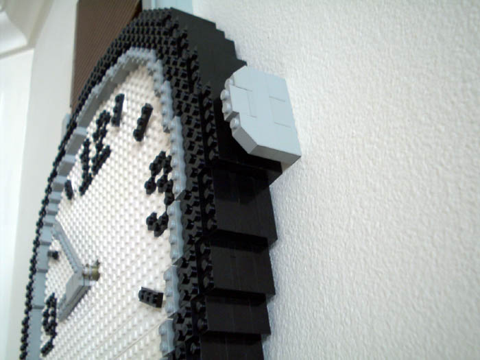 lego-wall-clock-watch-03.jpg