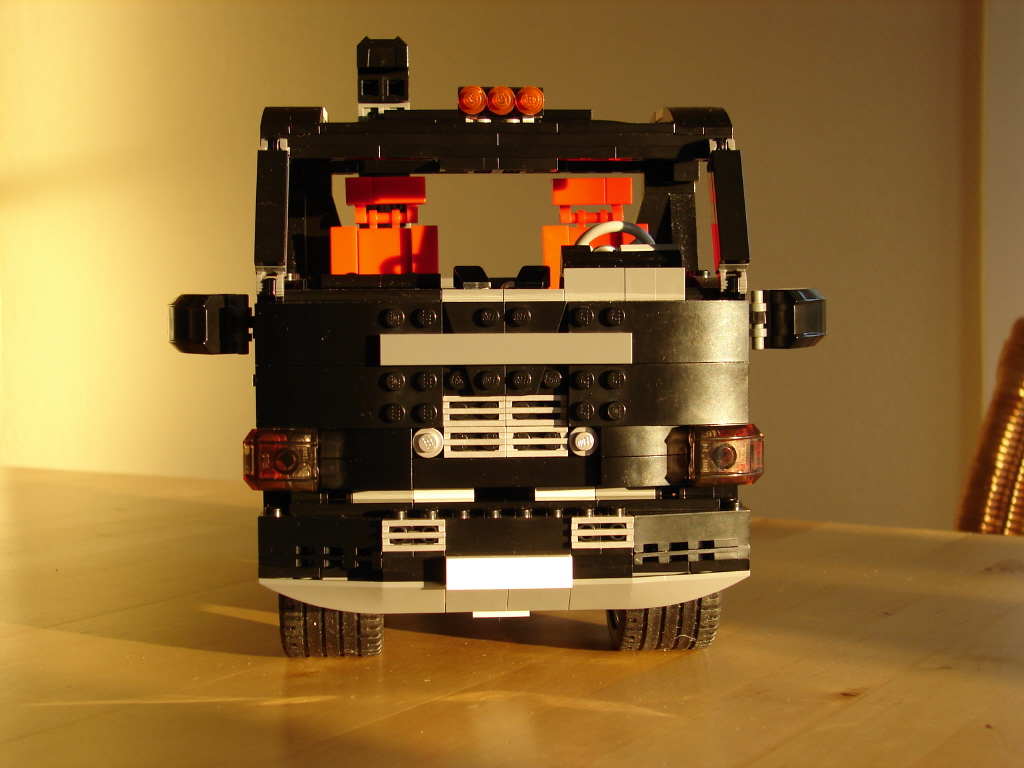 4896_truck_face.jpg