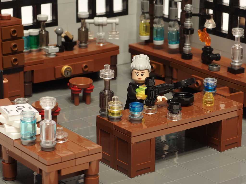 laboratory-of-maria-sklodowska-curie_02_please_vote.jpg