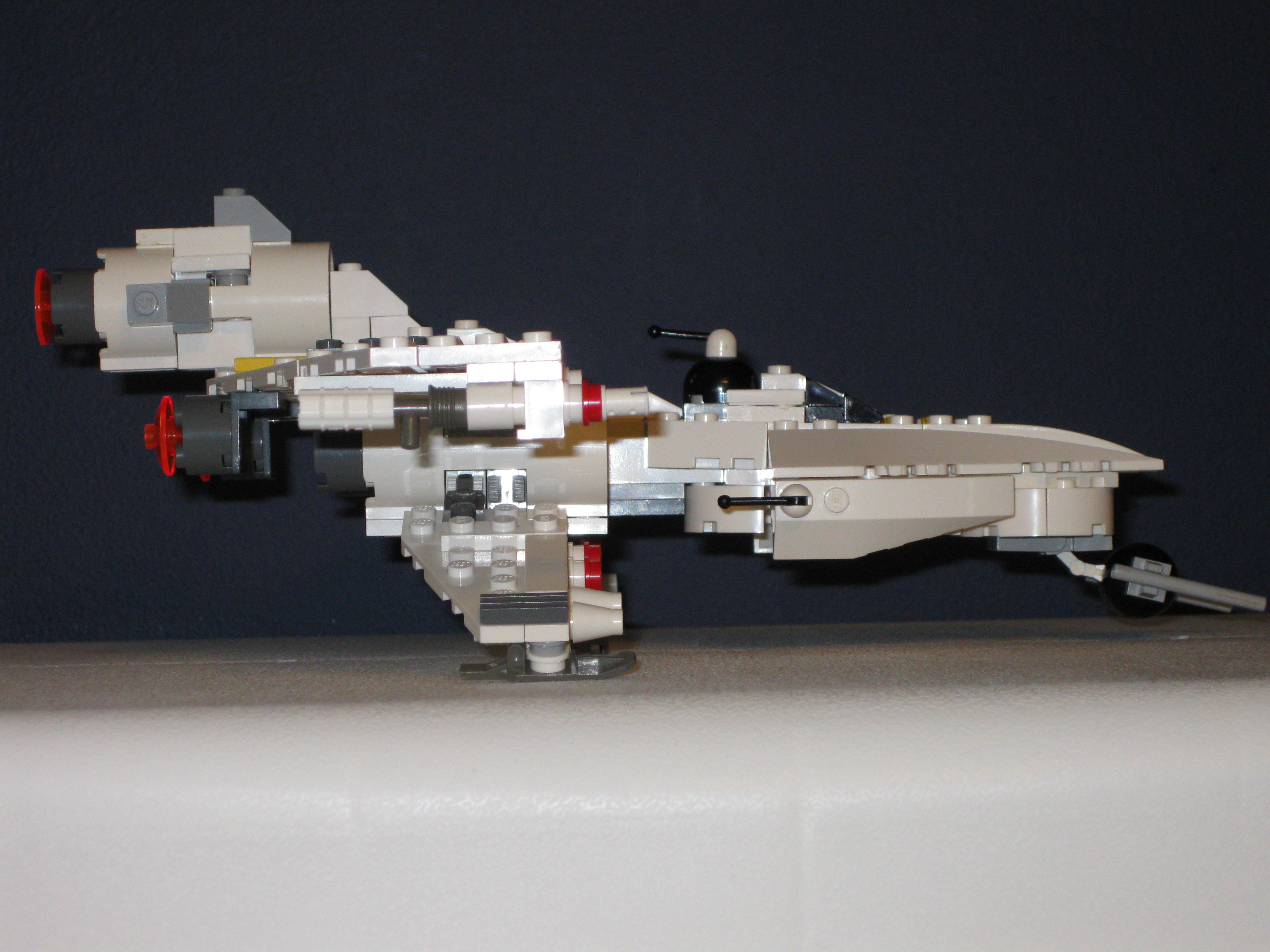 k-wing_side_view.jpg
