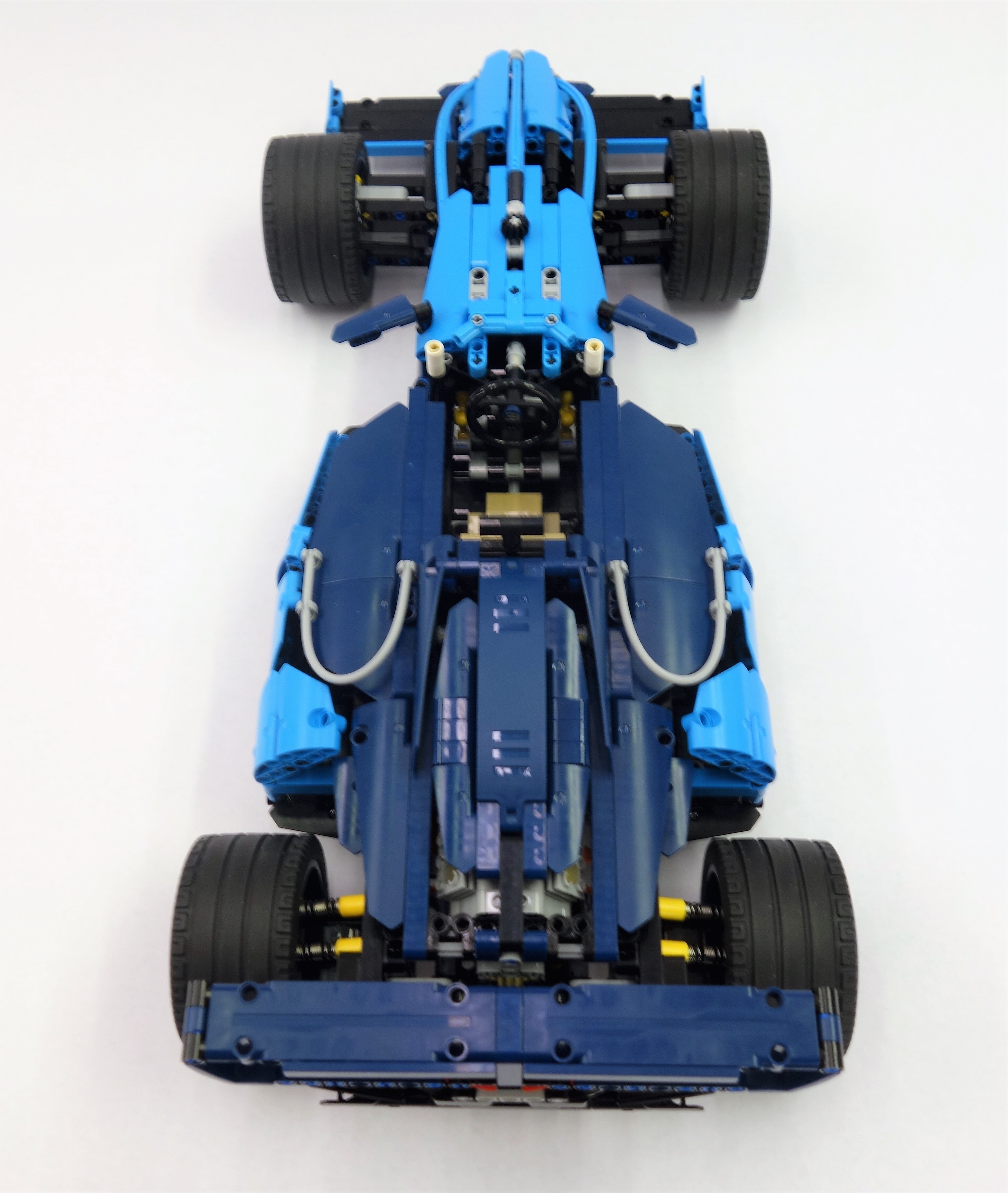 42083-b_main_05.jpg