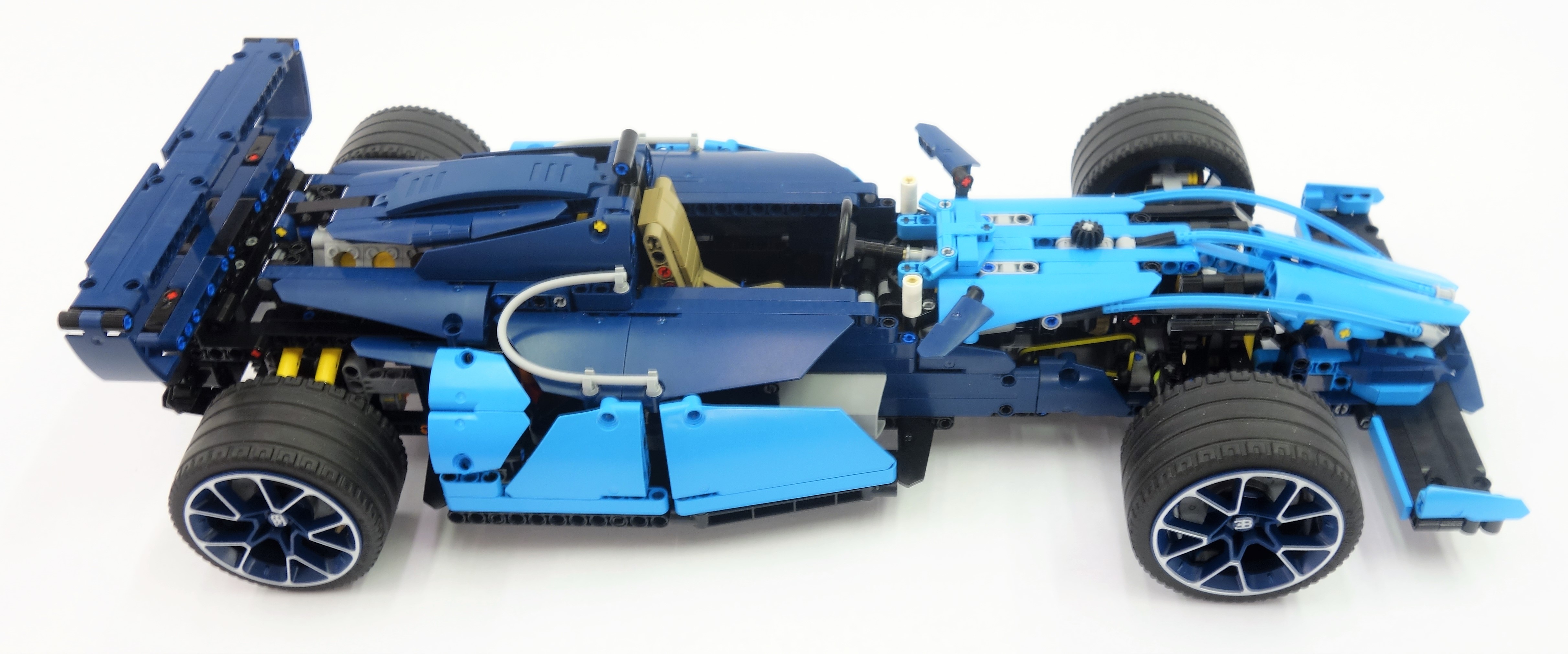 42083-b_main_07.jpg