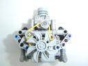 v8205.jpg