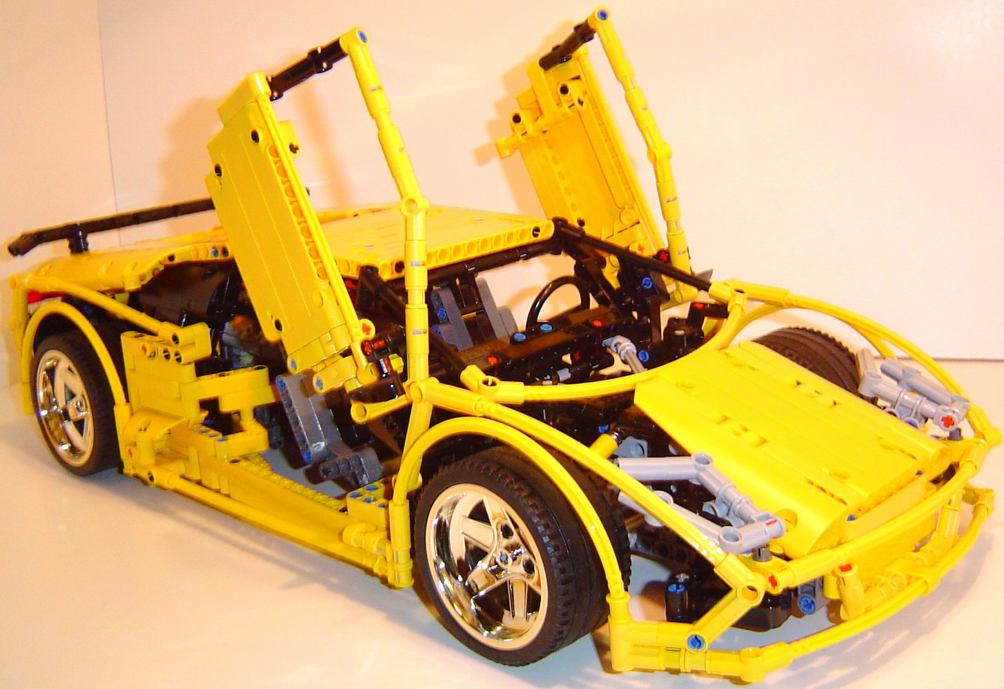 lm206.jpg