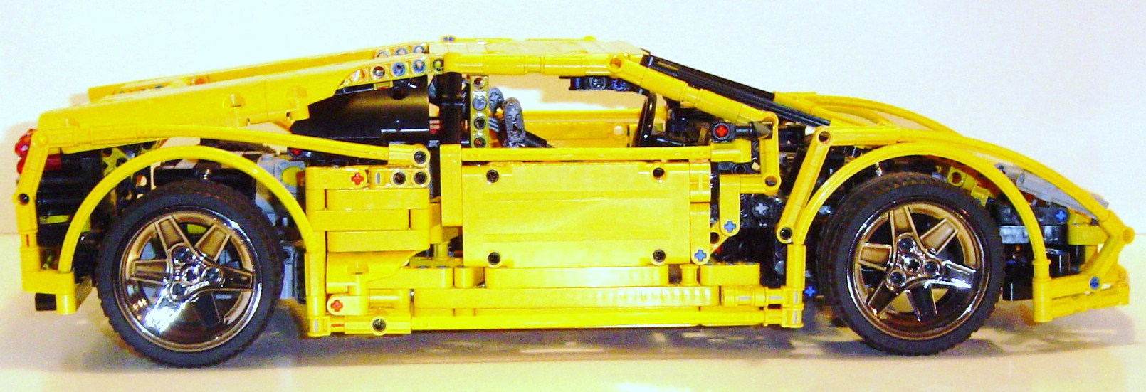 lm208.jpg