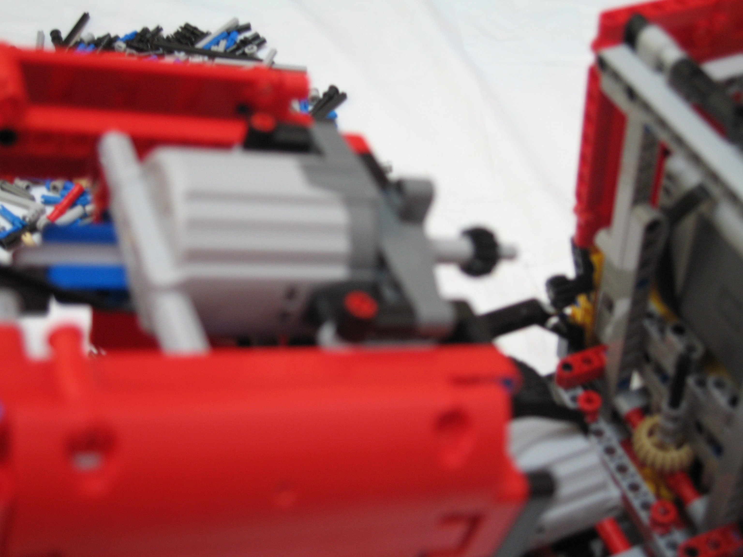 crane_truck_motorized_05.jpg