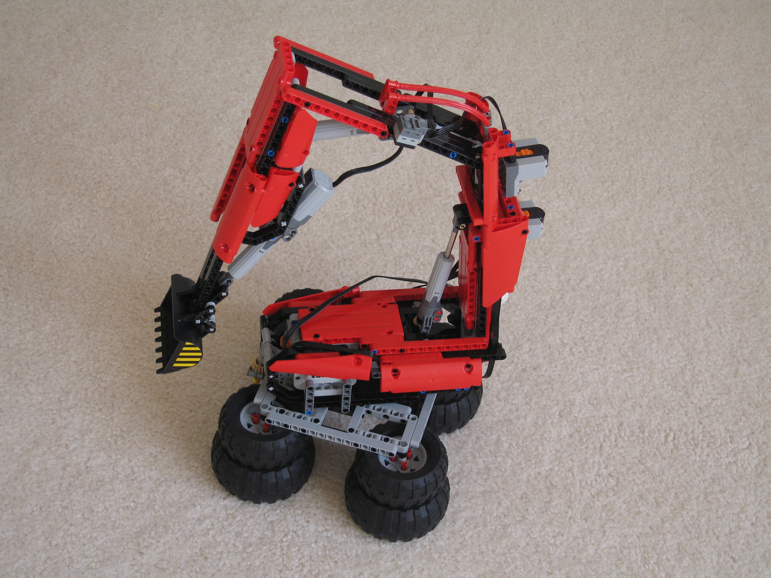 excavator_02.jpg