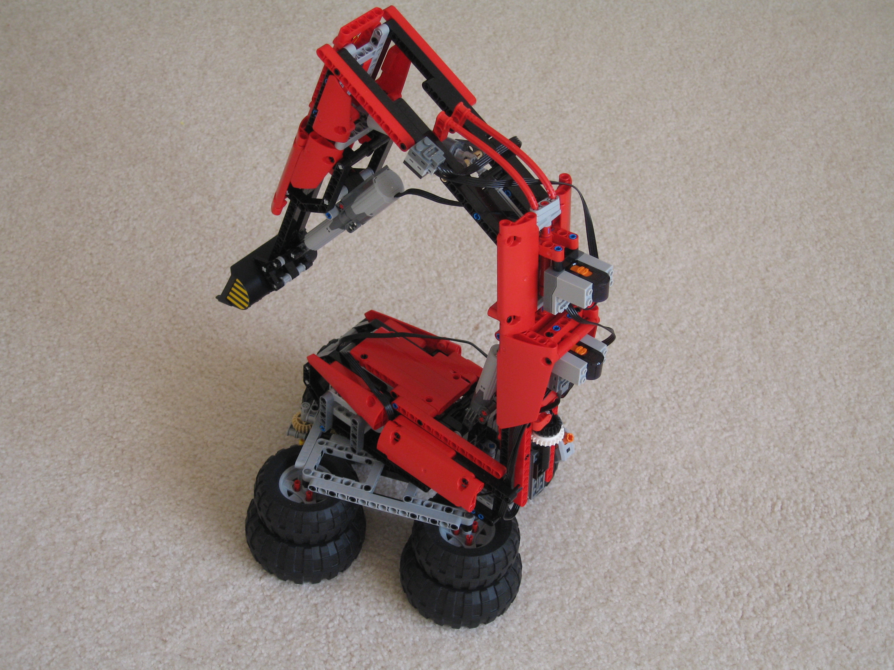 excavator_03.jpg