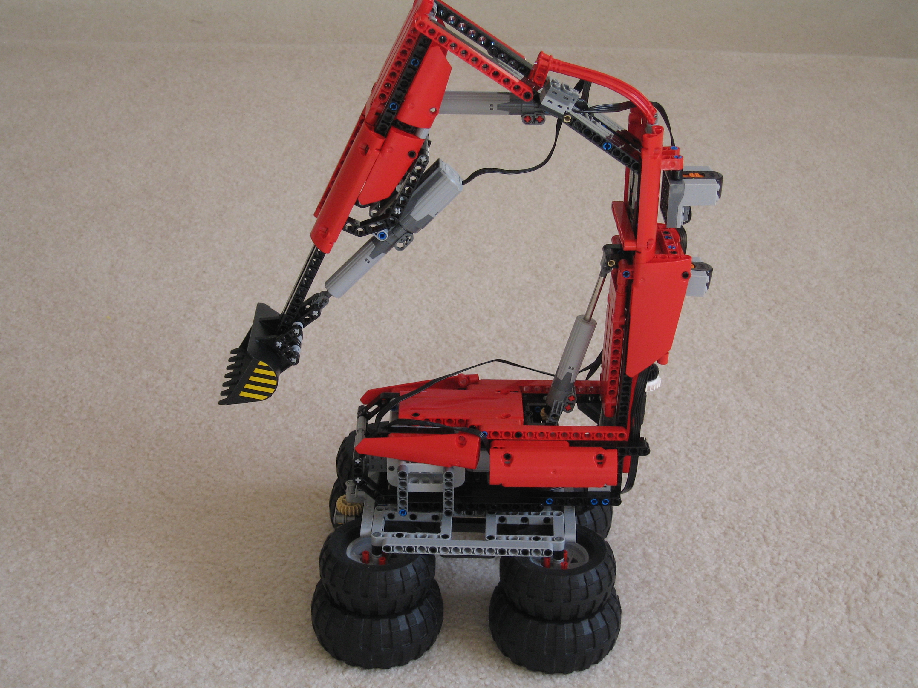excavator_07.jpg
