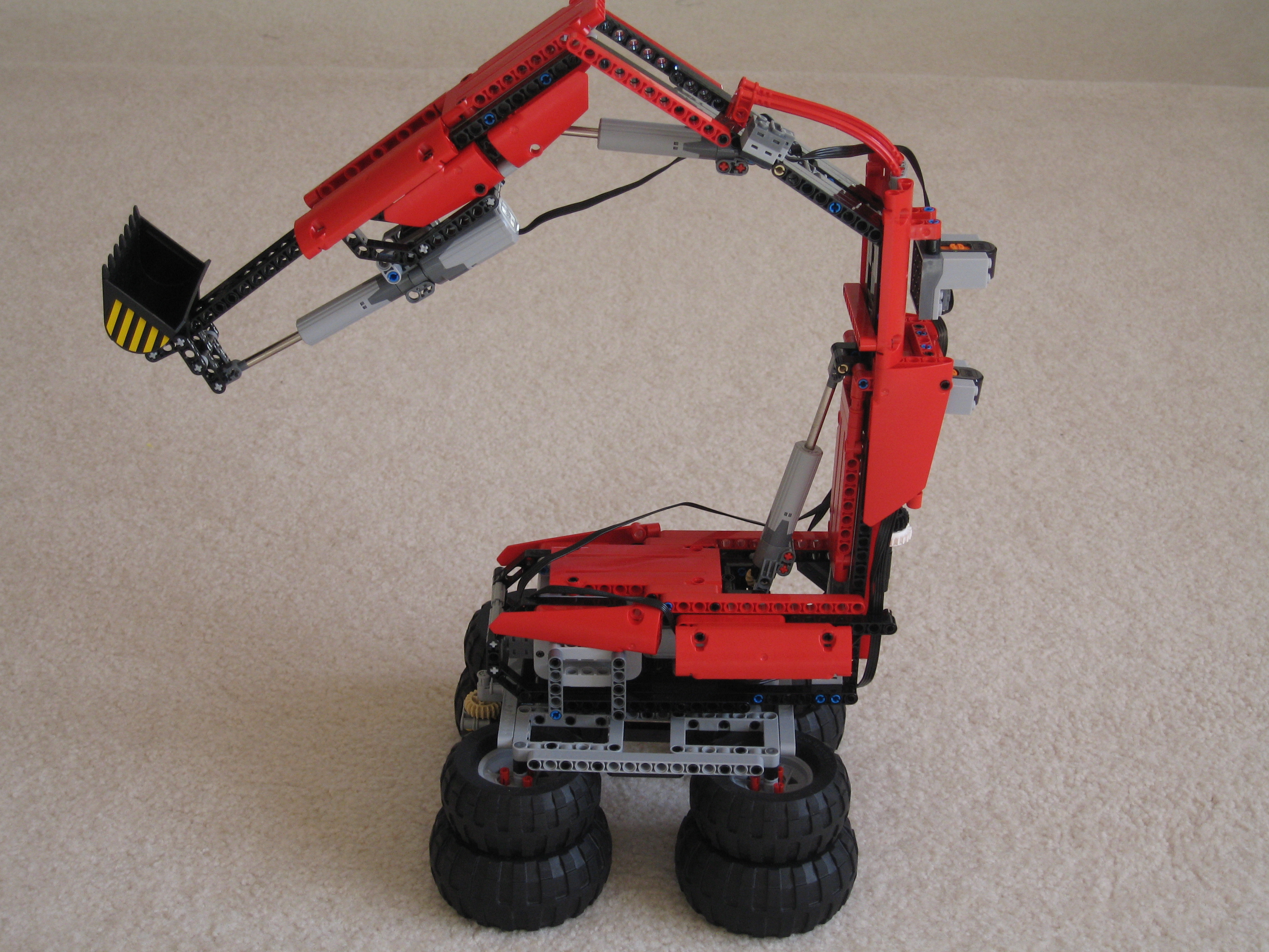 excavator_09.jpg