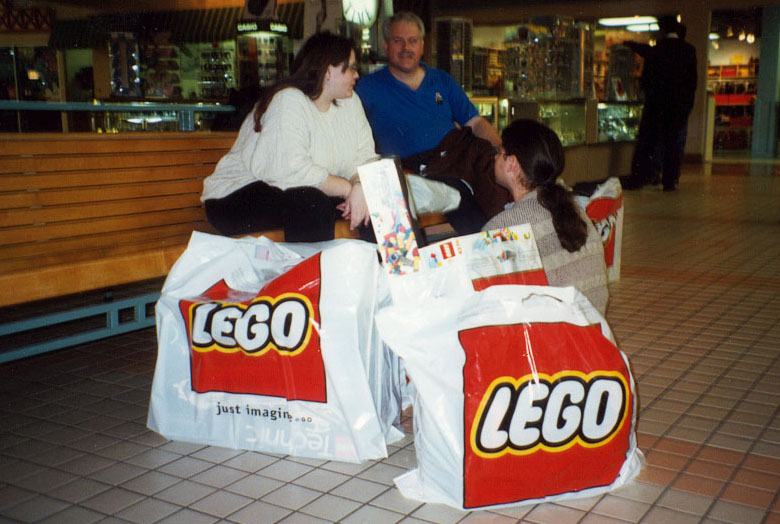 legooutlet1.jpg