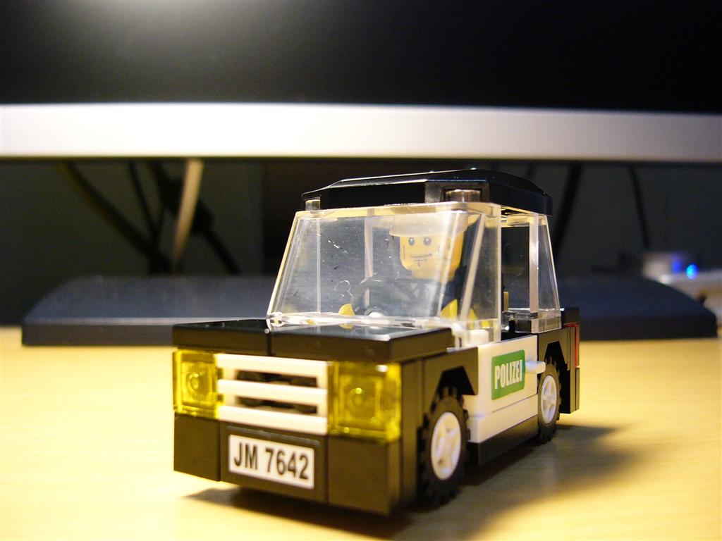 polizeicar001.jpg