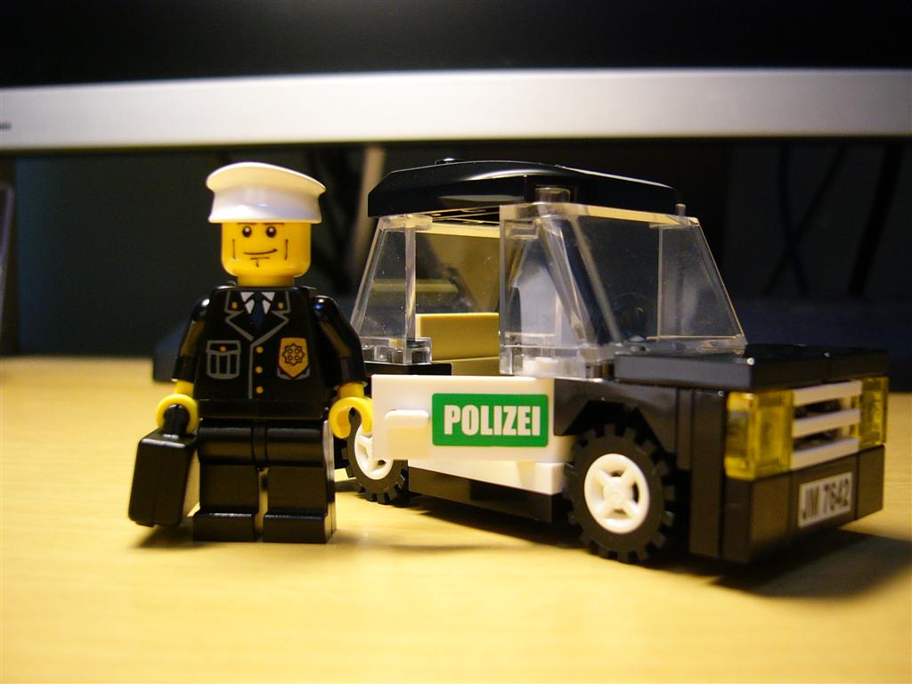 polizeicar009.jpg