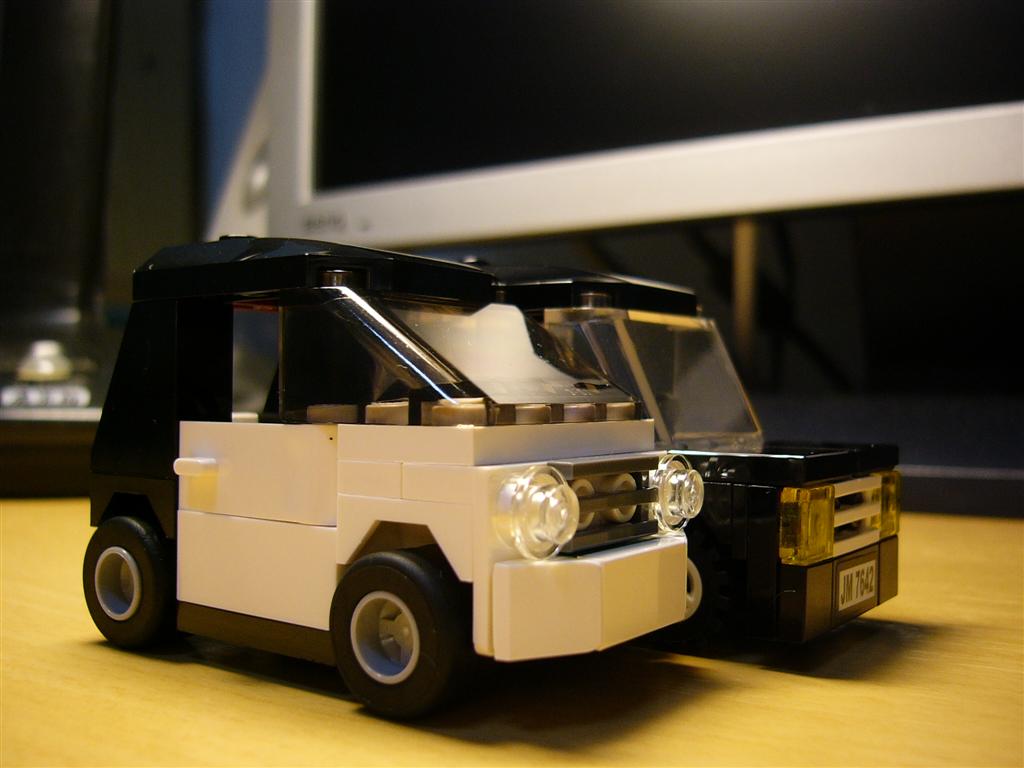 polizeicar013.jpg