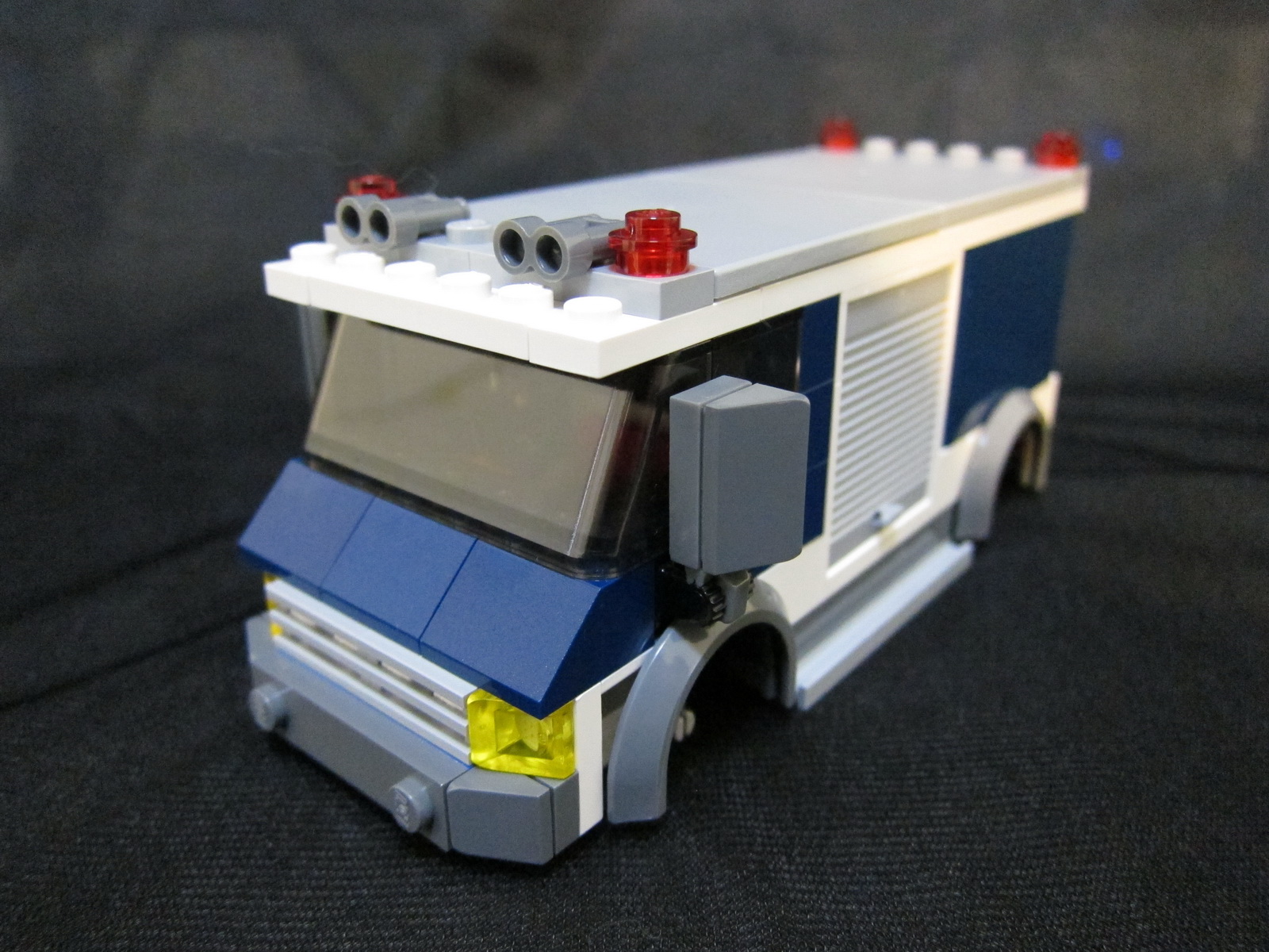 3661pre032.jpg