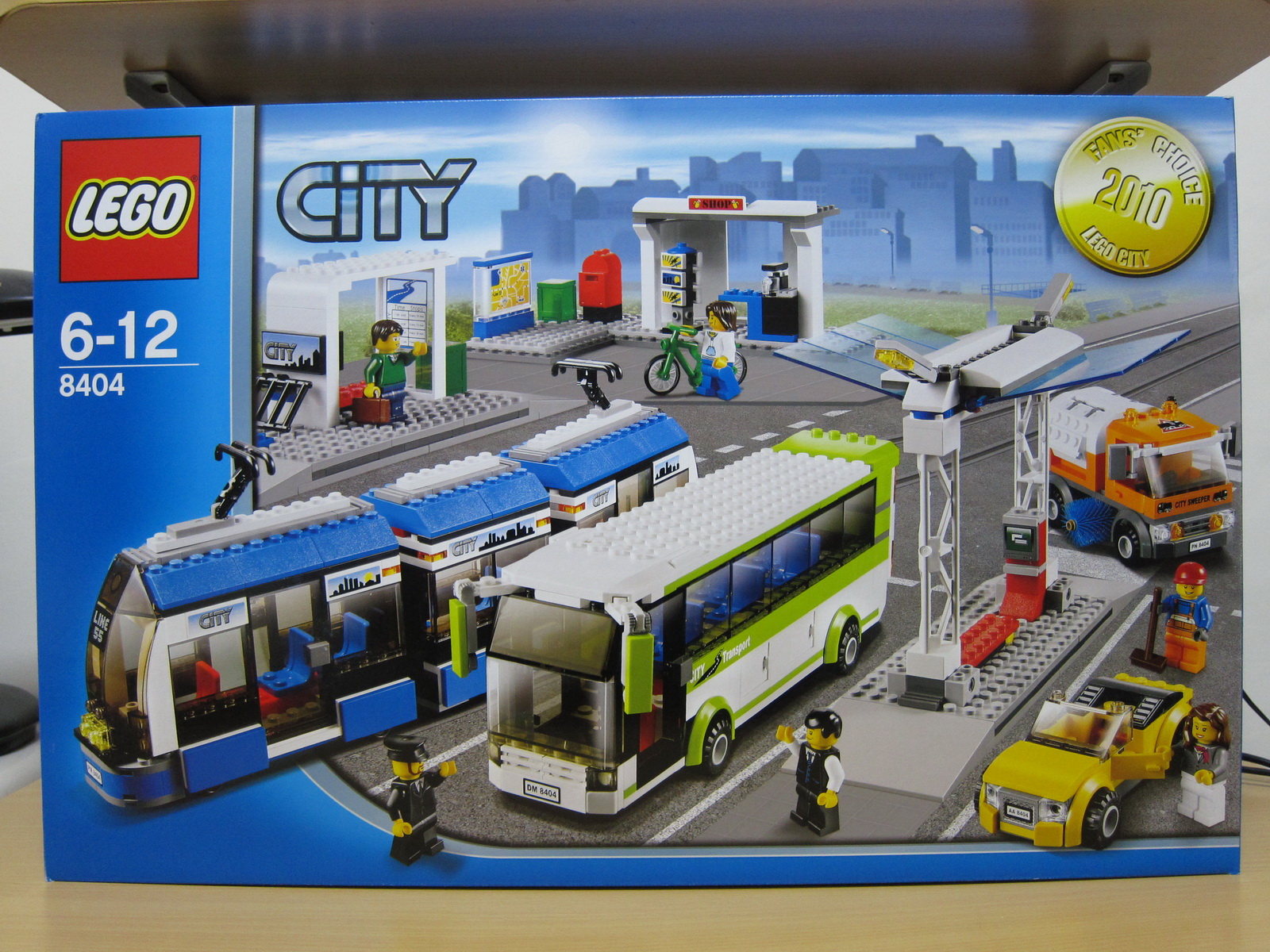 8404pre01.jpg