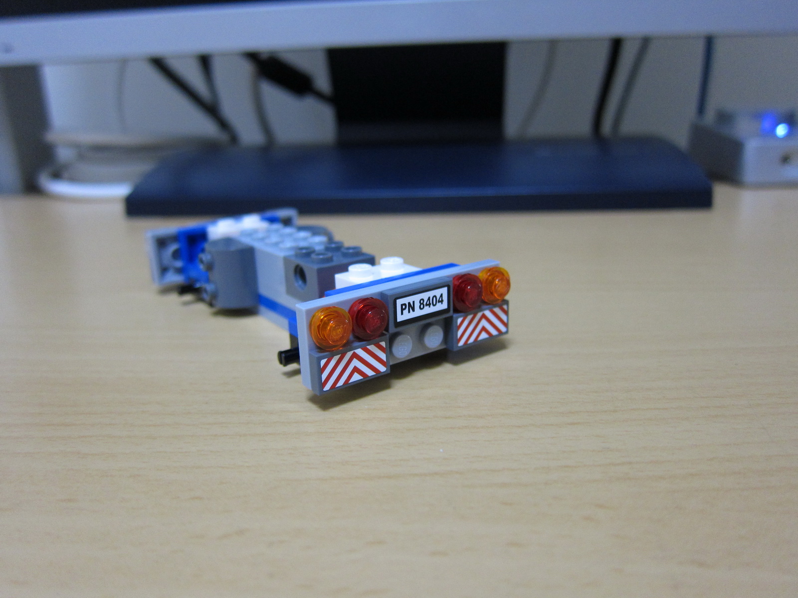 8404pre27.jpg