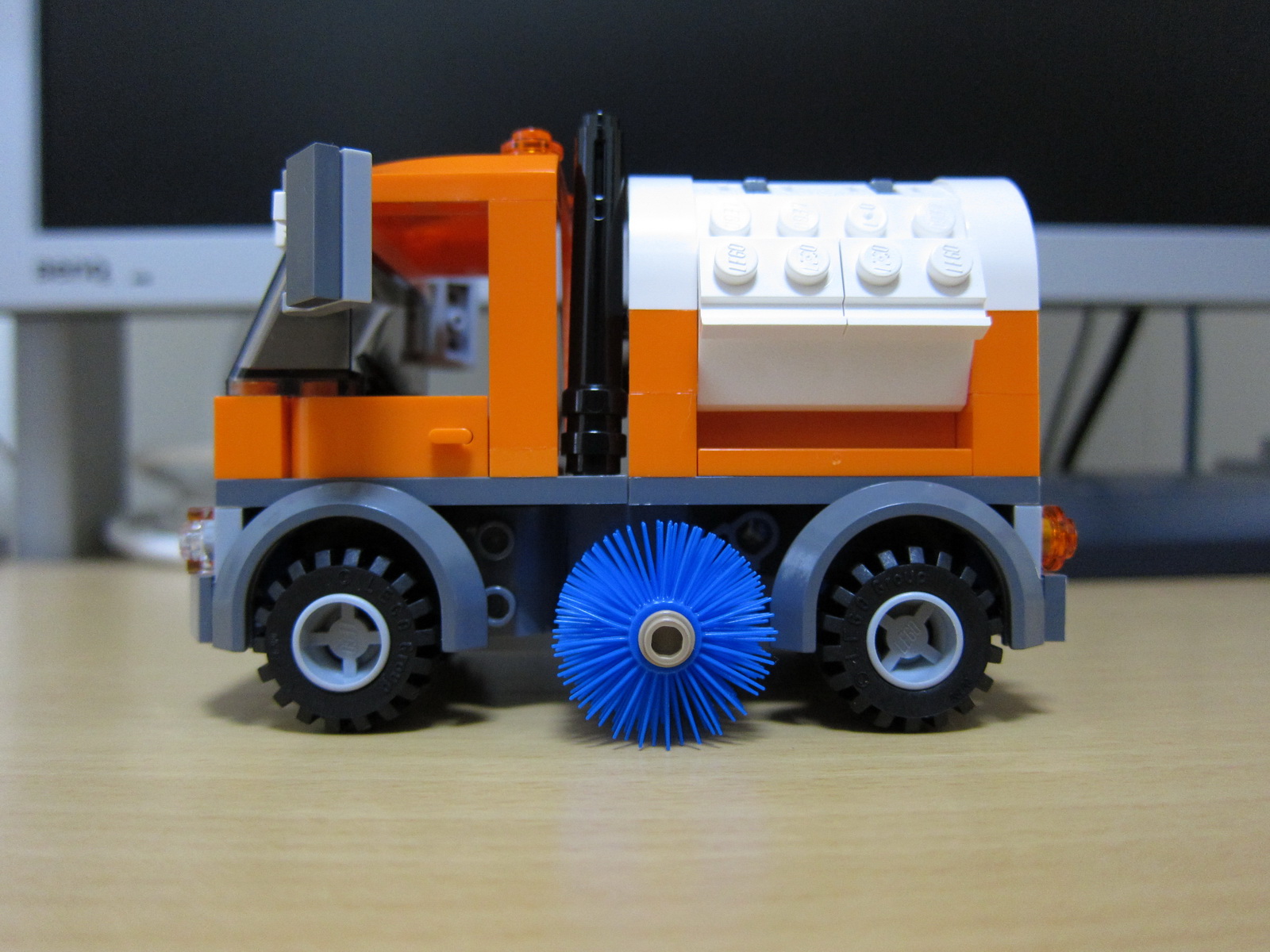 8404pre39.jpg