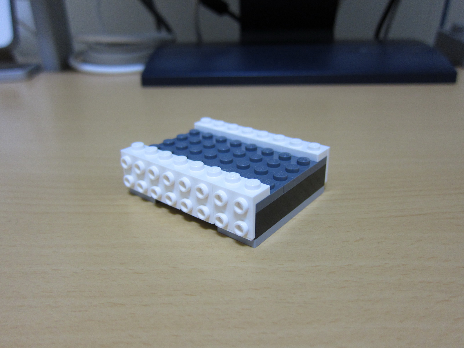 8404pre60.jpg