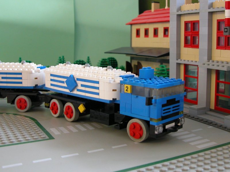 tr003.jpg