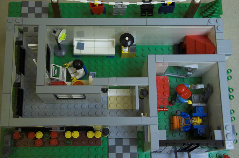 10_inside_overview.jpg