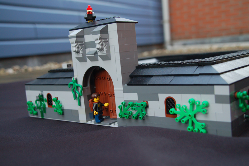 02_cloister.jpg
