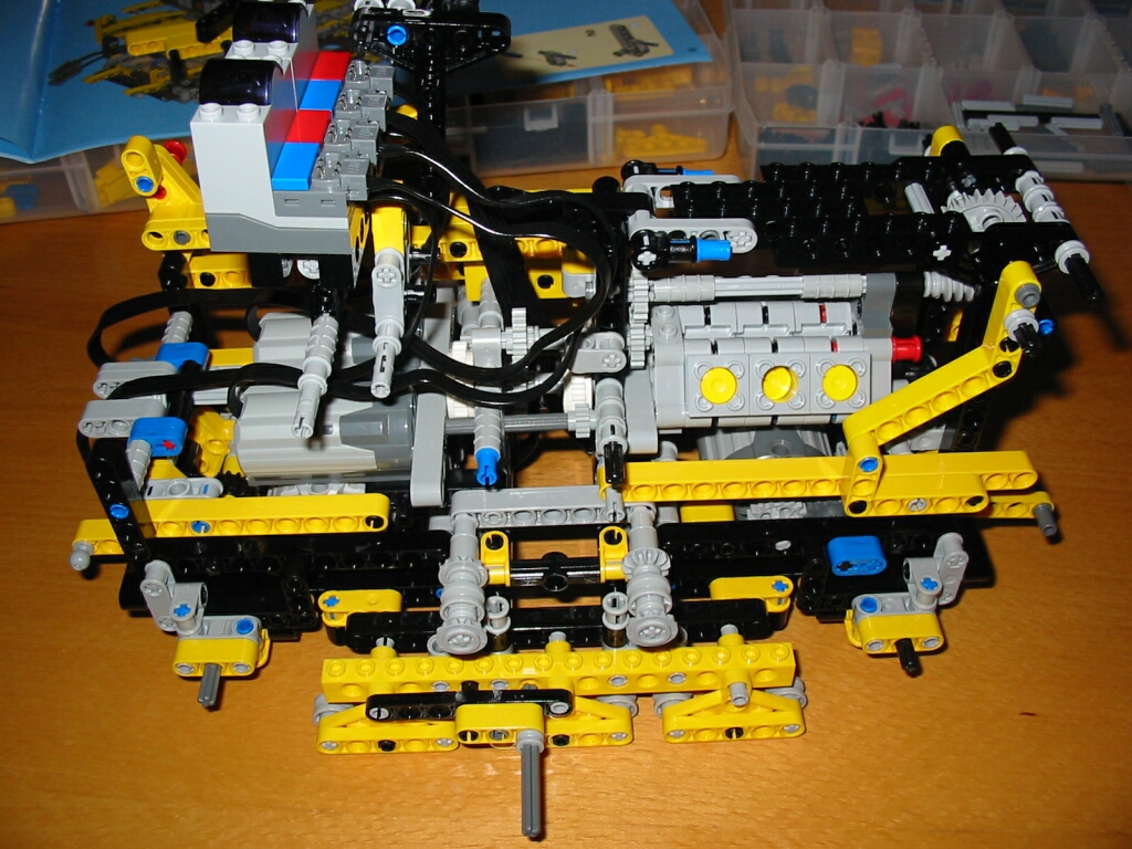 8275-allmotorsandreceiversbuiltin.jpg