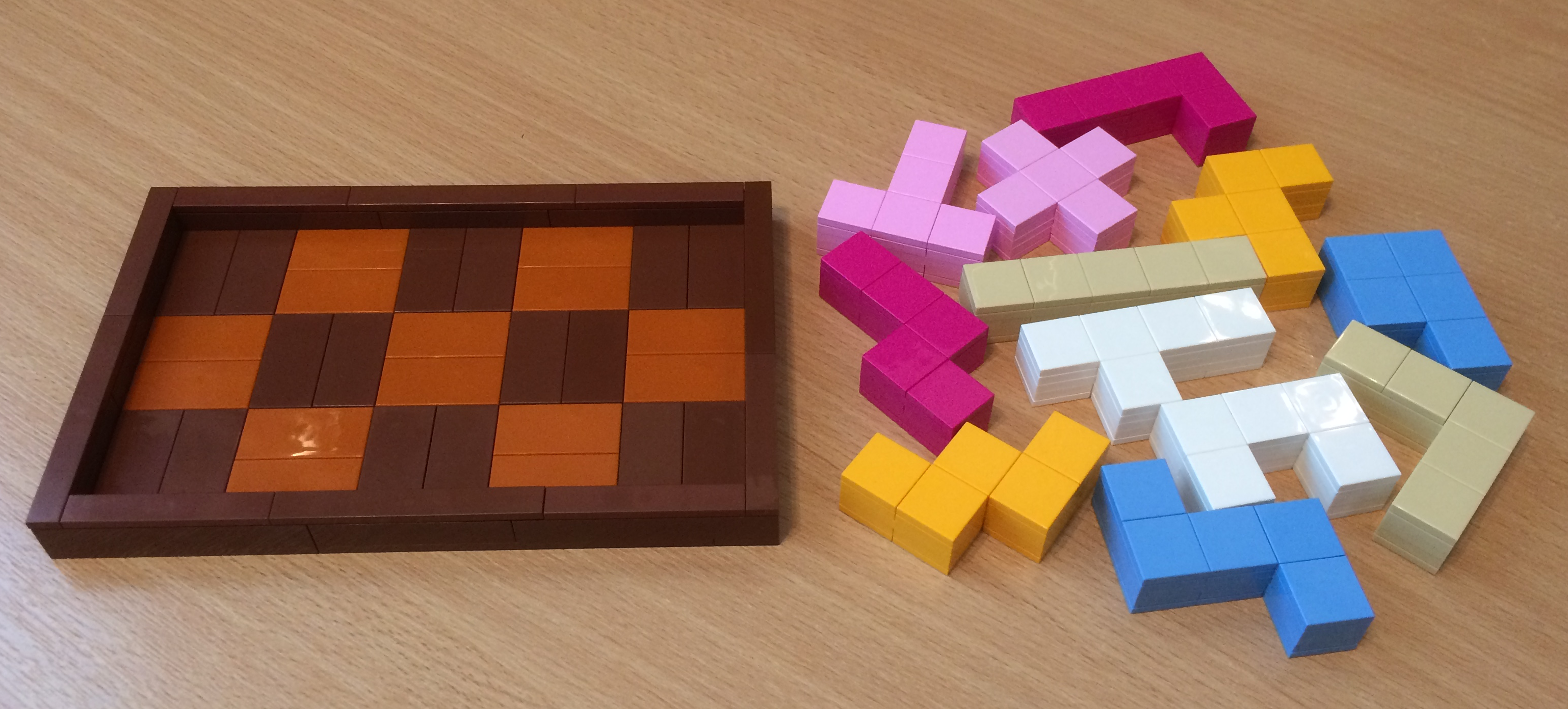 pentominoes_6_x_10_grid_-12_x_pentominoes_puzzle.0.png