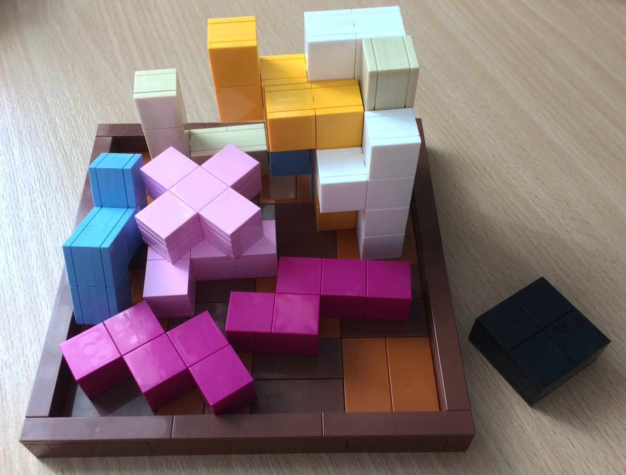 polyomino_8_x_8_grid_-12_x_pentominoes_and_1_x_tetromino.3.png