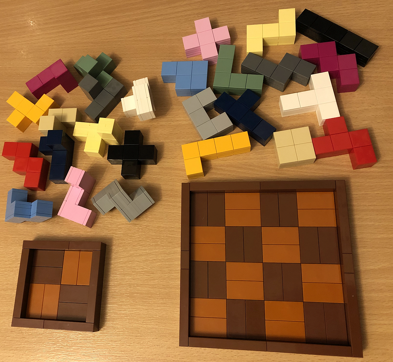 polyominos.8x8.and.bedlam.4x4x4.0.png