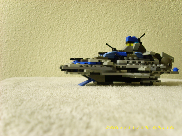 legos_and_crap_016.jpg