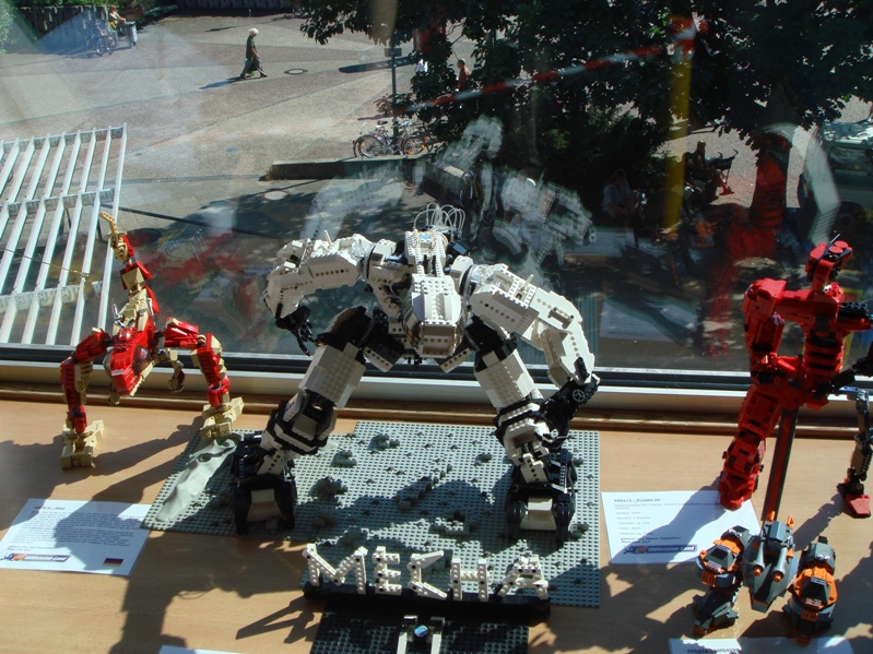 mecha-tsl06-022.jpg