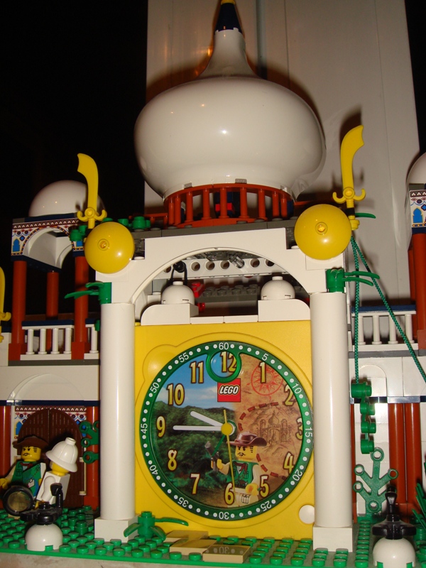 lego_clock_06.jpg