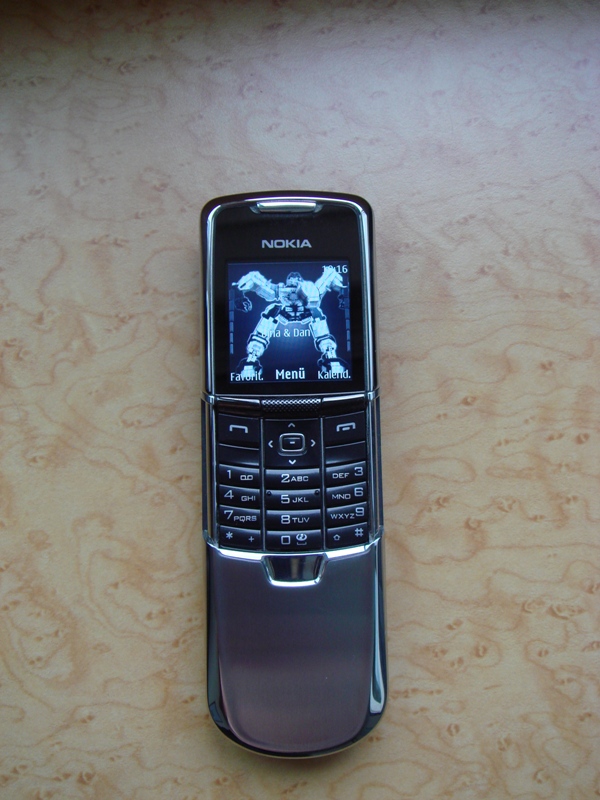nokia-8800-02.jpg