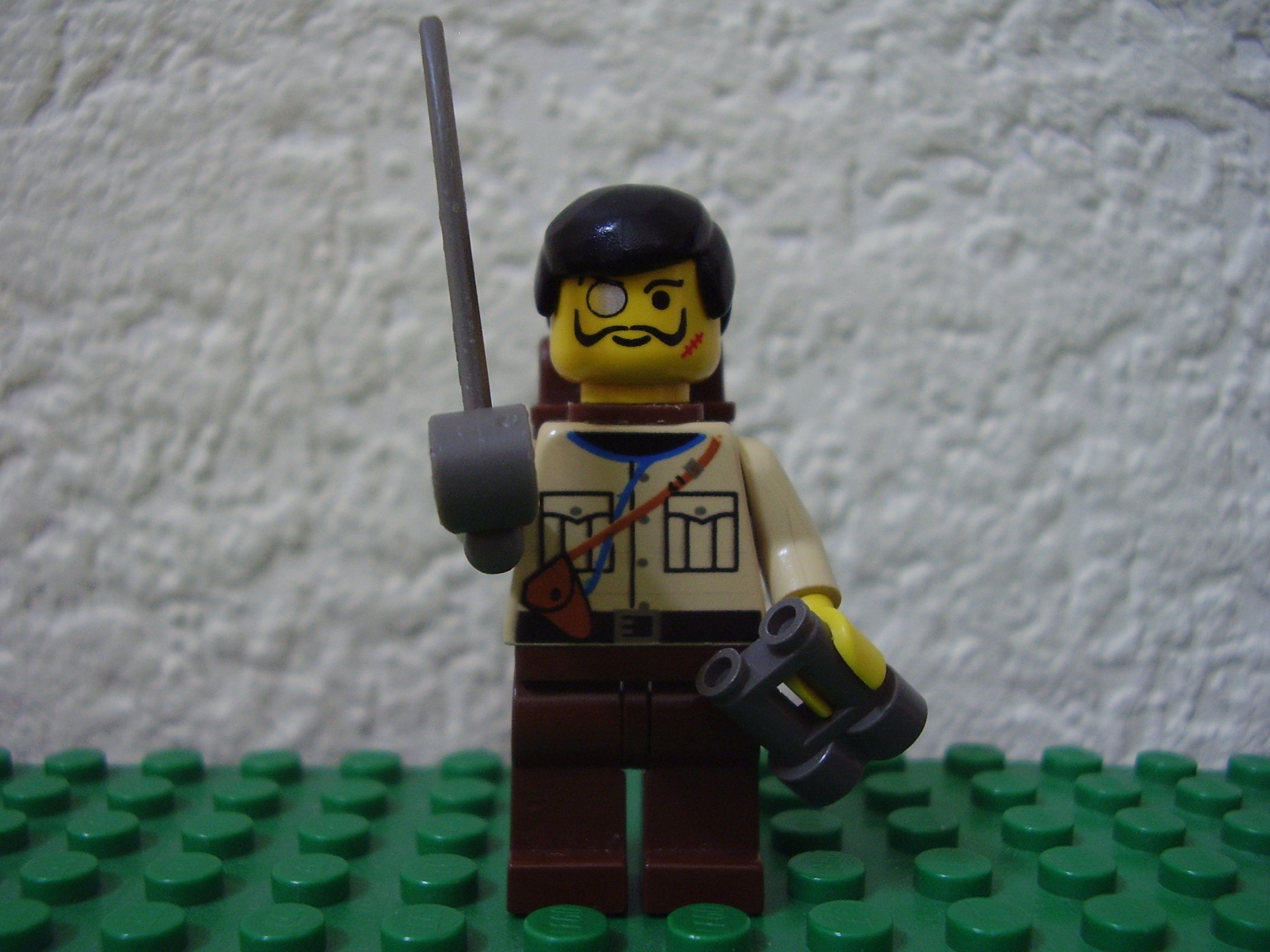 lloyd_legoton.jpg