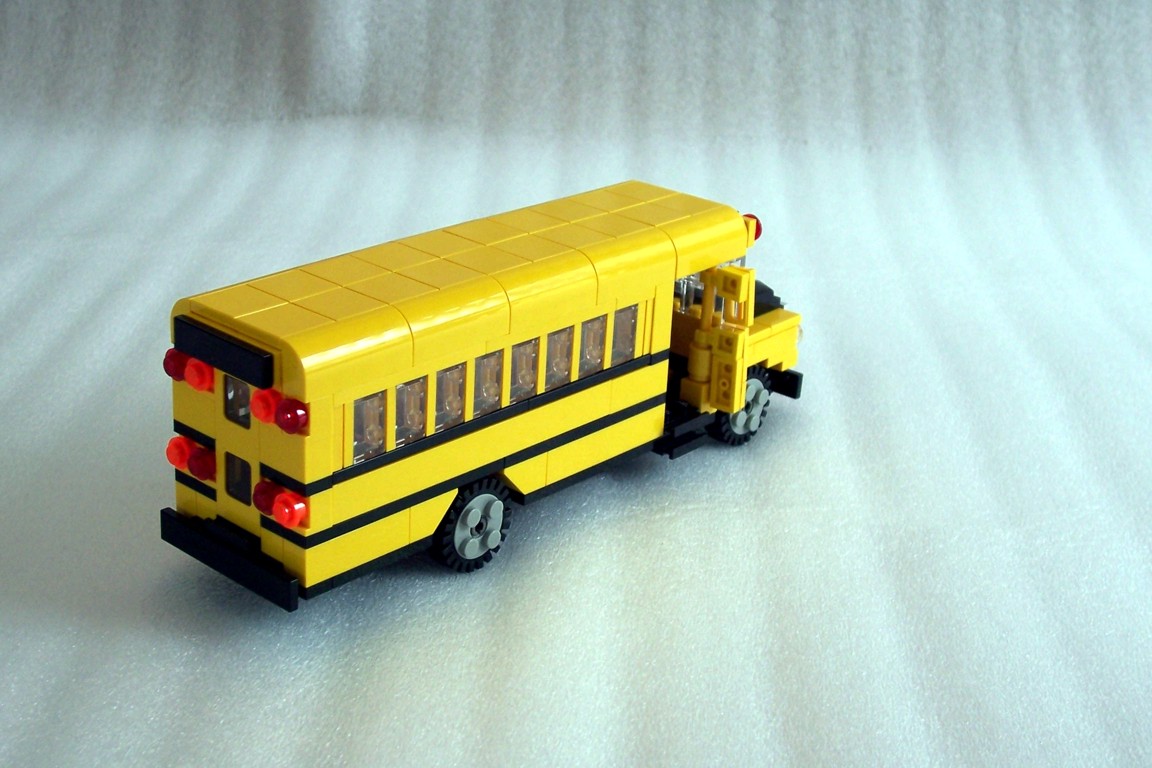 schoolbus04.jpg
