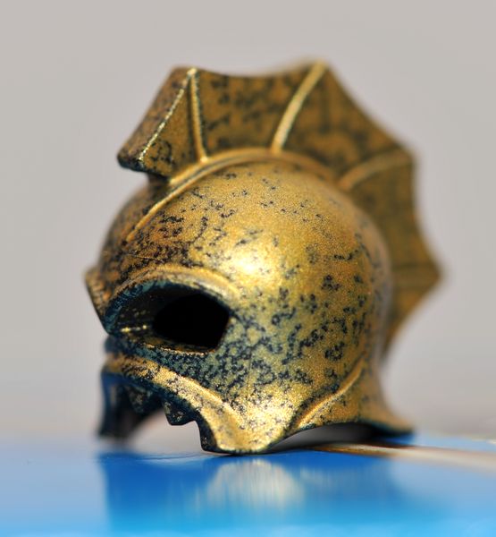 8078-minifig1-helmet.jpg