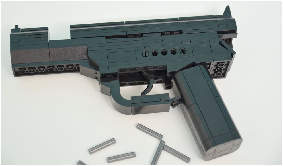 gun0003.jpg
