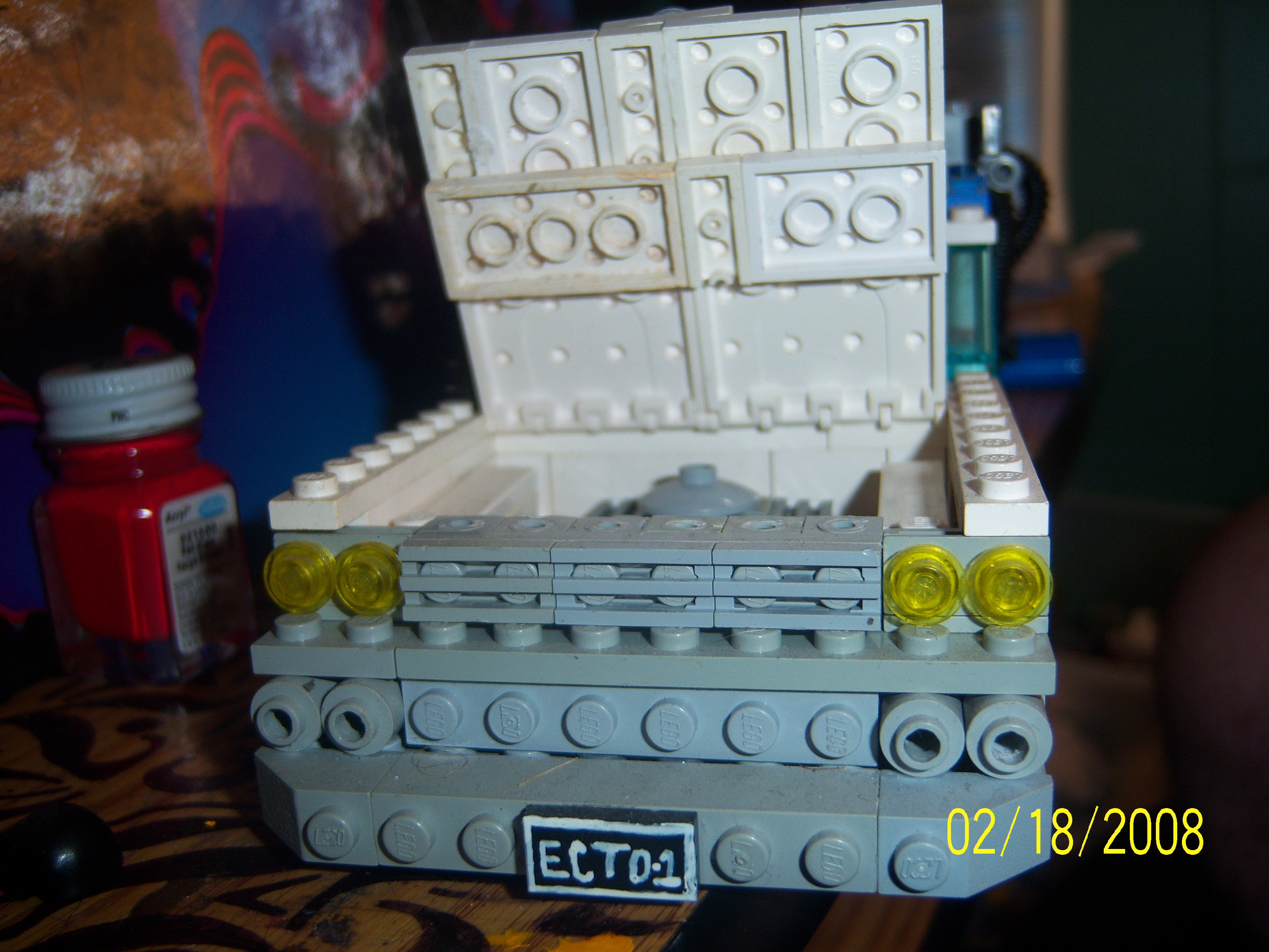 ecto_1_front.jpg