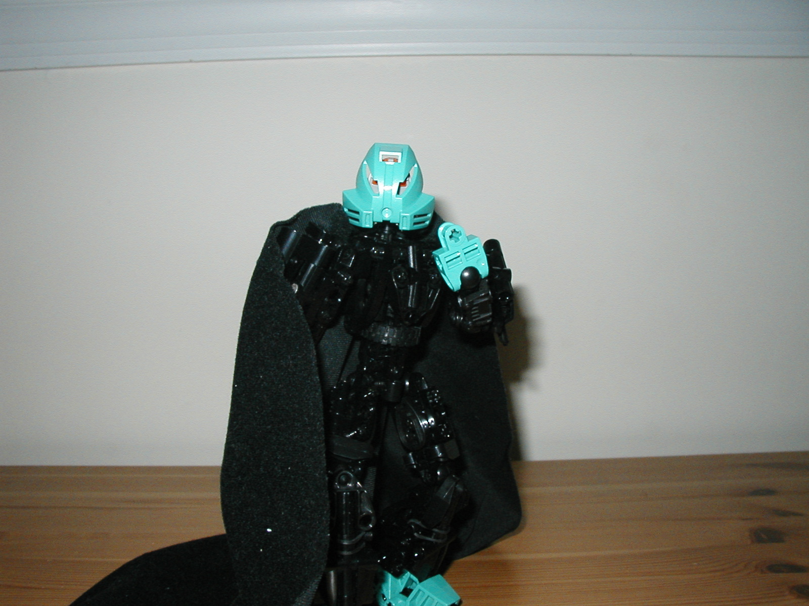 neaku3pose1.jpg