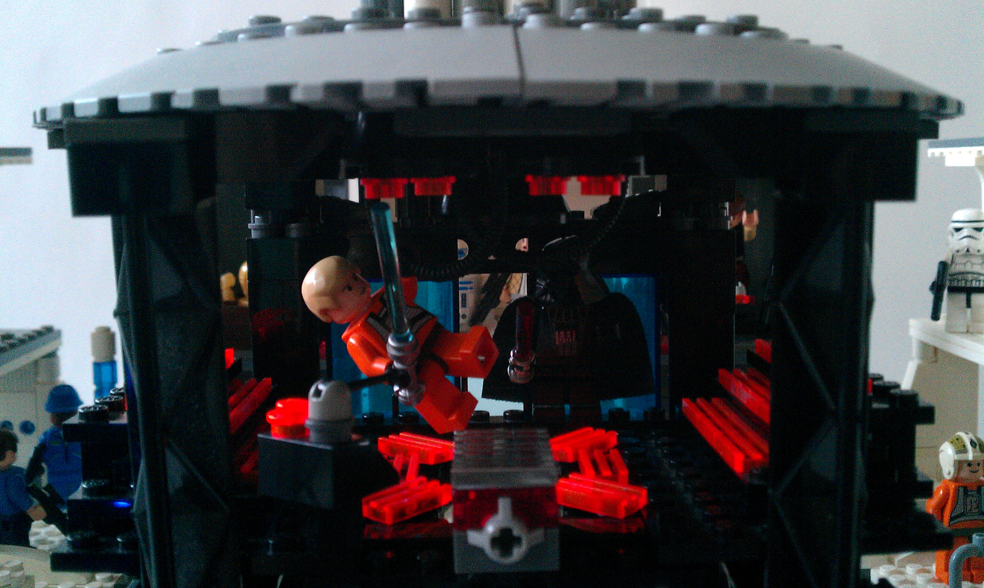 carbonite_chamber_no_light.jpg