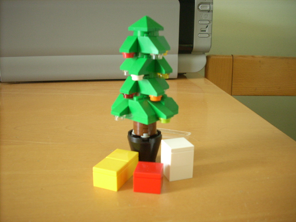 christmastree2.jpg