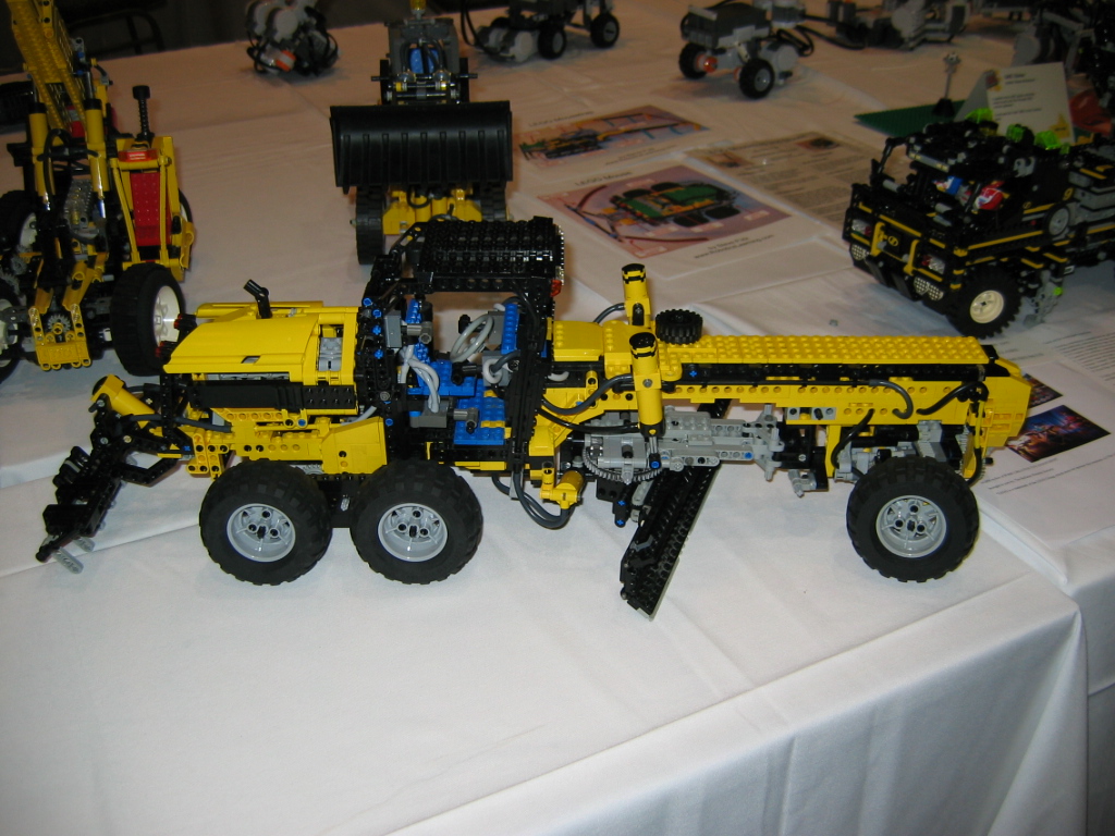 brickfest2006_015.jpg